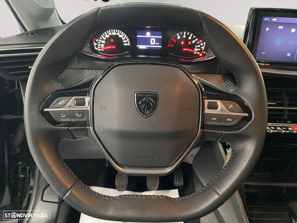 Peugeot 208 1.2 PureTech Active - 12