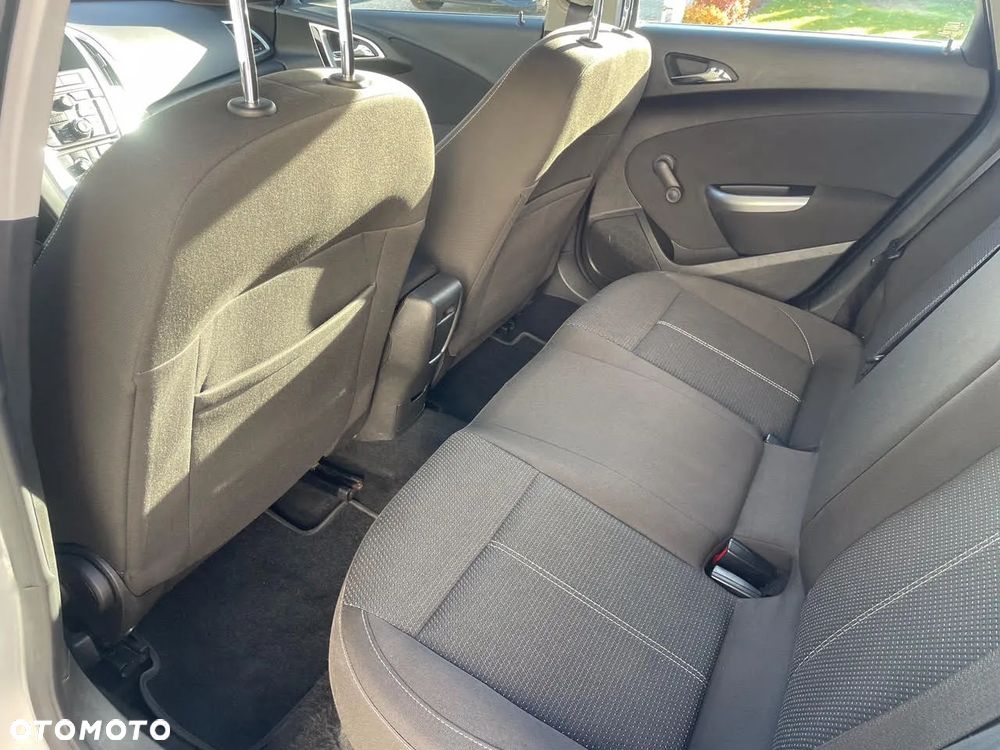 Opel Astra 1.6 Cosmo - 11