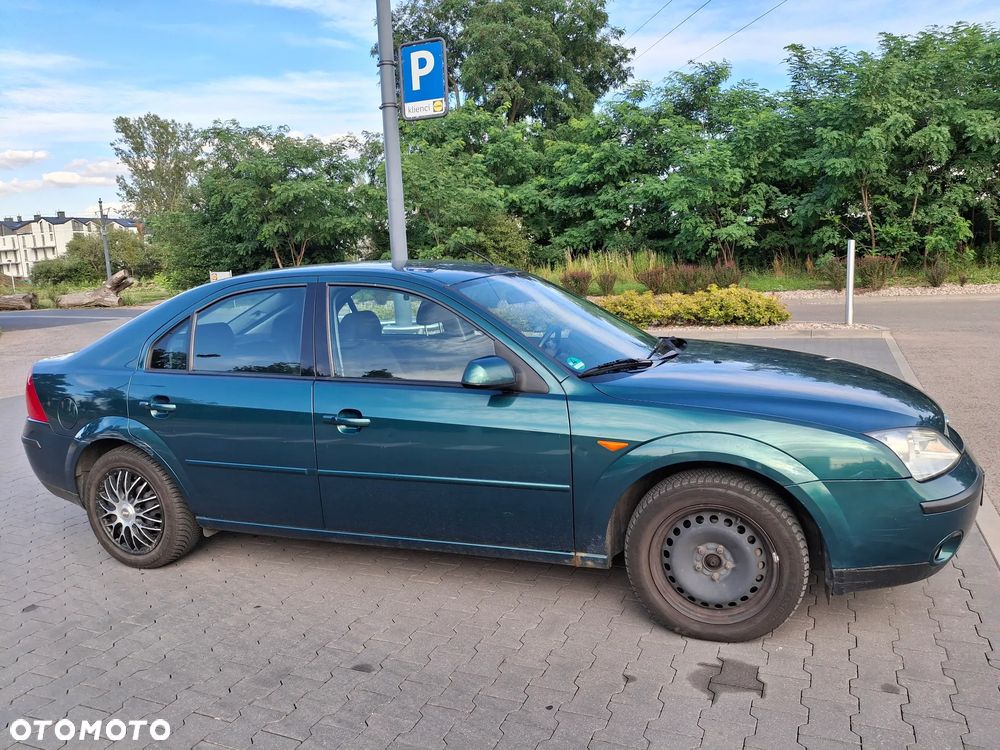 Ford Mondeo 2.0 TDDi Trend - 2