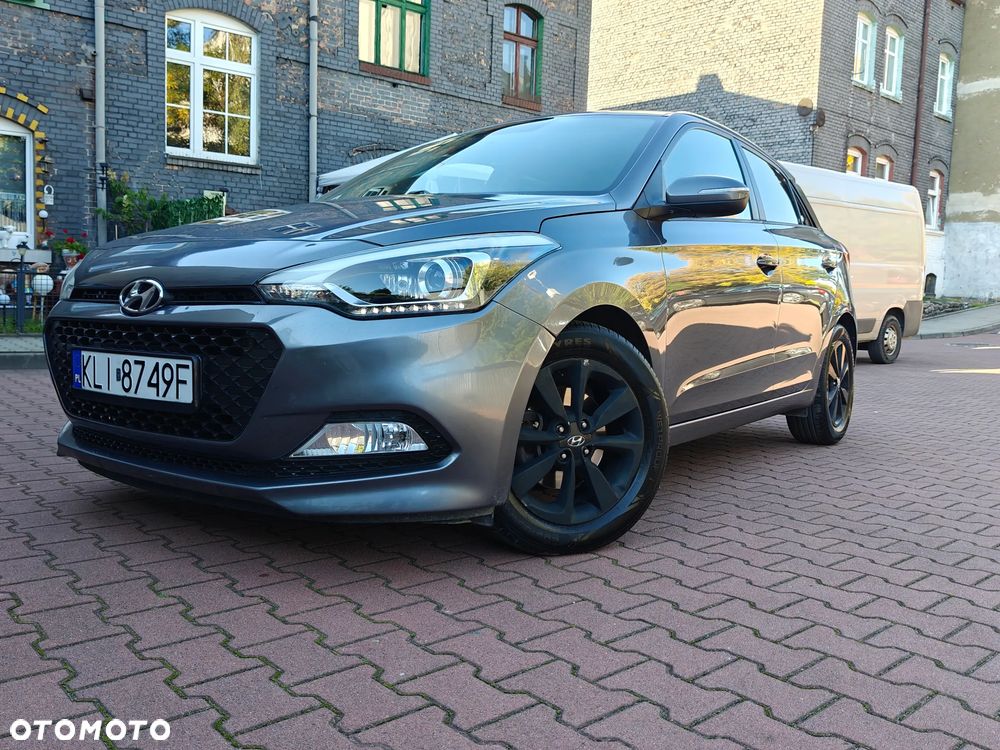 Hyundai i20 blue 1.1 CRDi Classic - 2