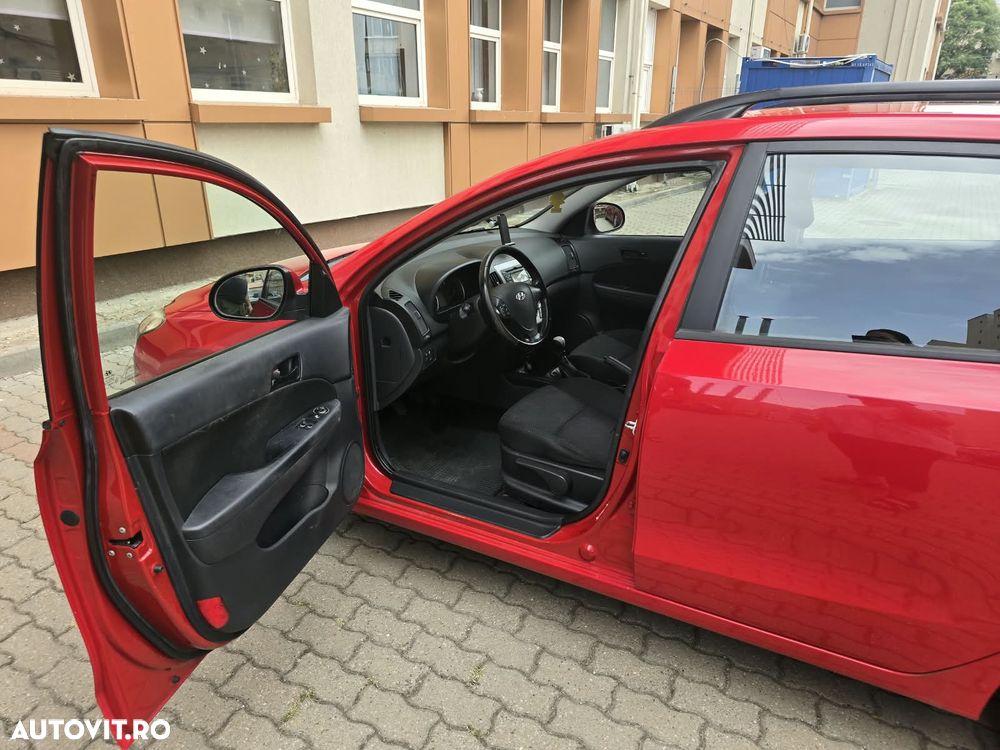 Hyundai i30 1.6 CRDI blue Classic - 2