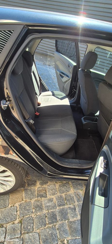 Ford Fiesta 1.4 TDCI Titanium - 5