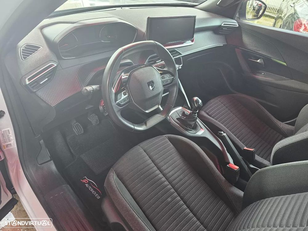 Peugeot 2008 1.2 PureTech Active Pack - 7