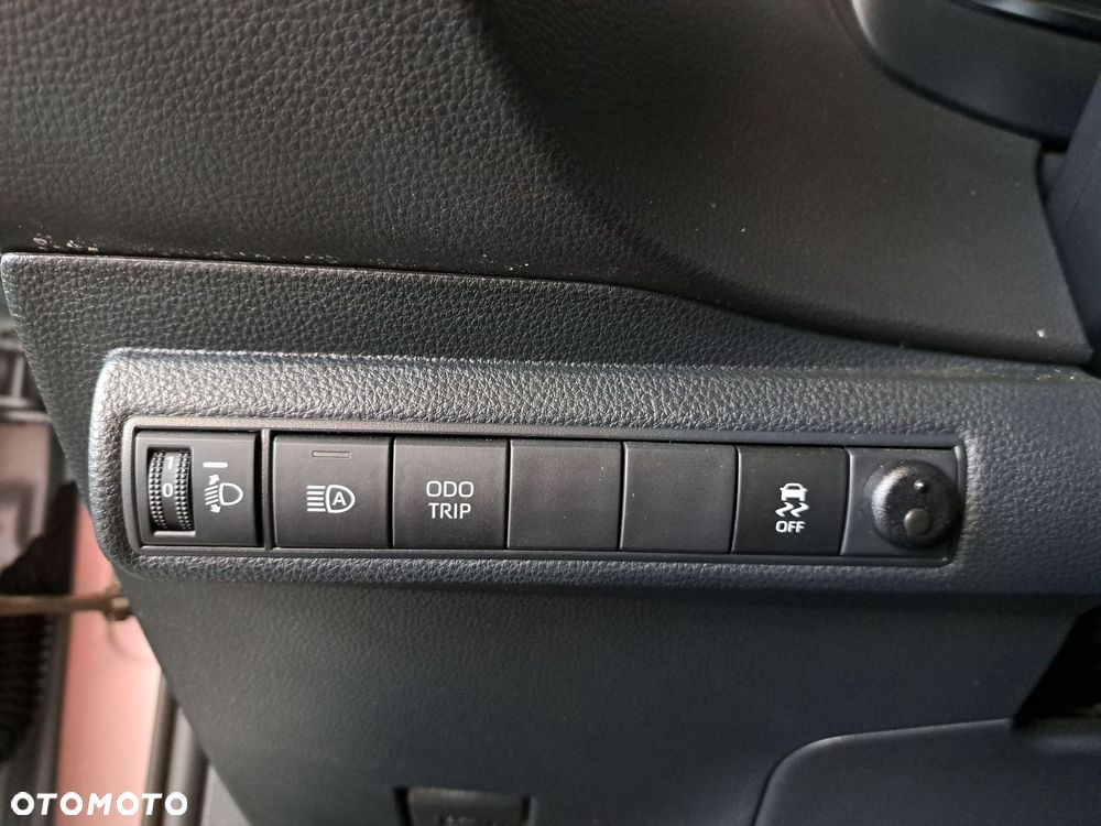 Toyota Corolla 1.8 Hybrid Comfort - 35