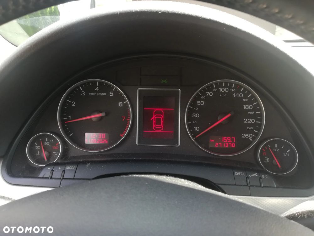 Audi A4 Avant 1.8T - 11