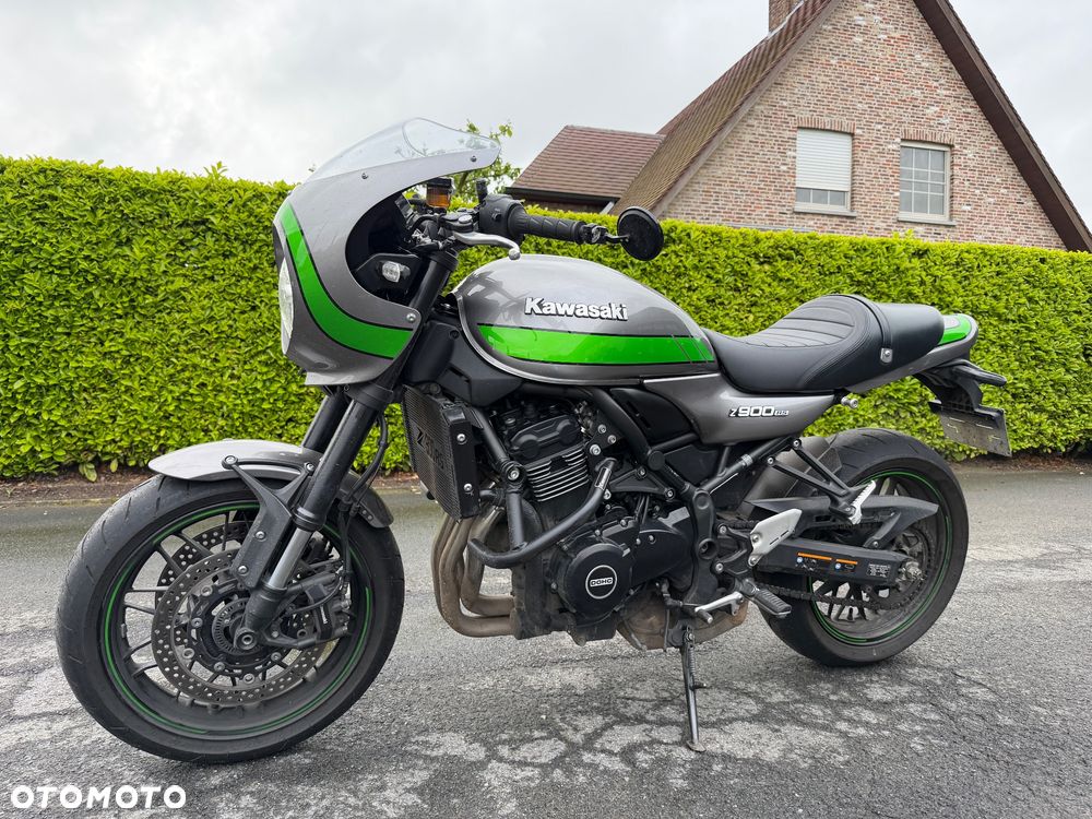 Kawasaki Z 900 RS - 38
