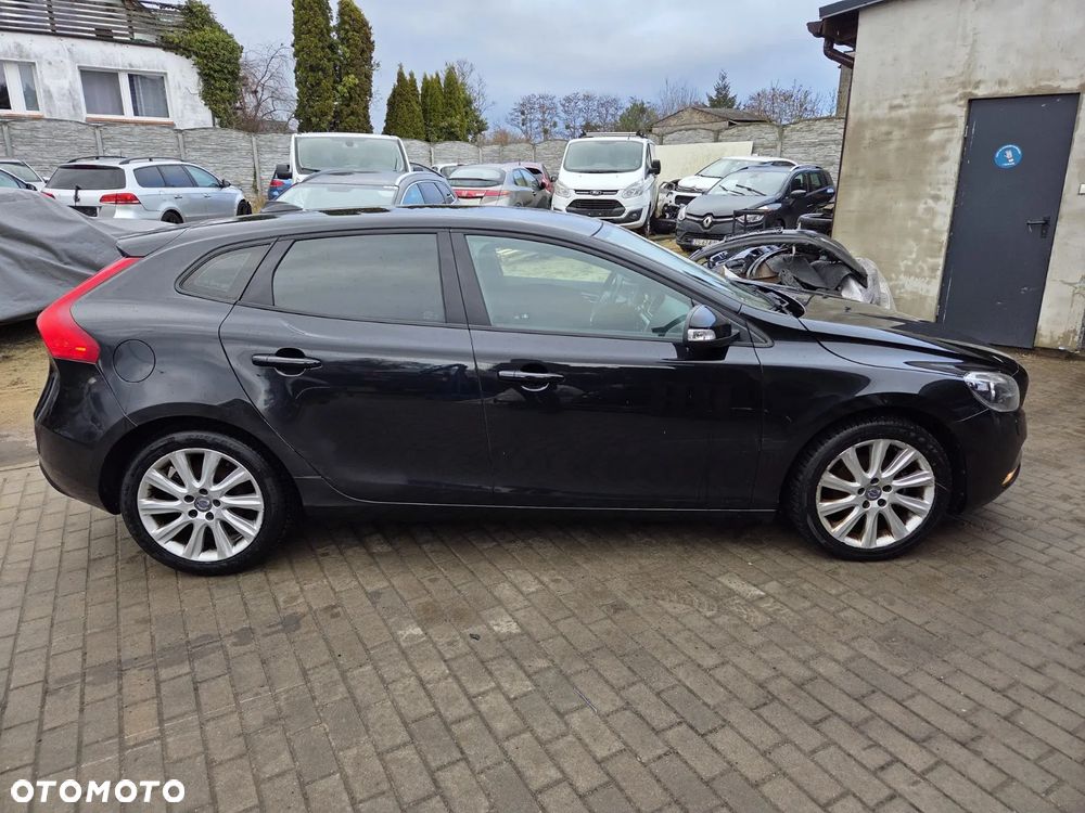 Volvo V40 D2 - 3
