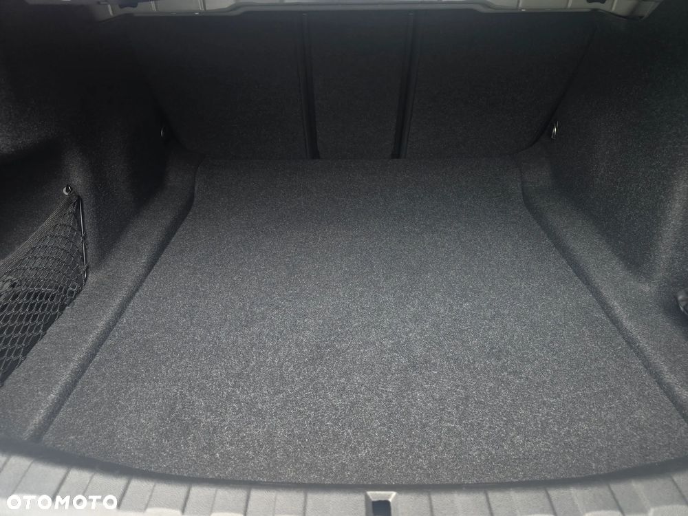 BMW Seria 3 318i - 18