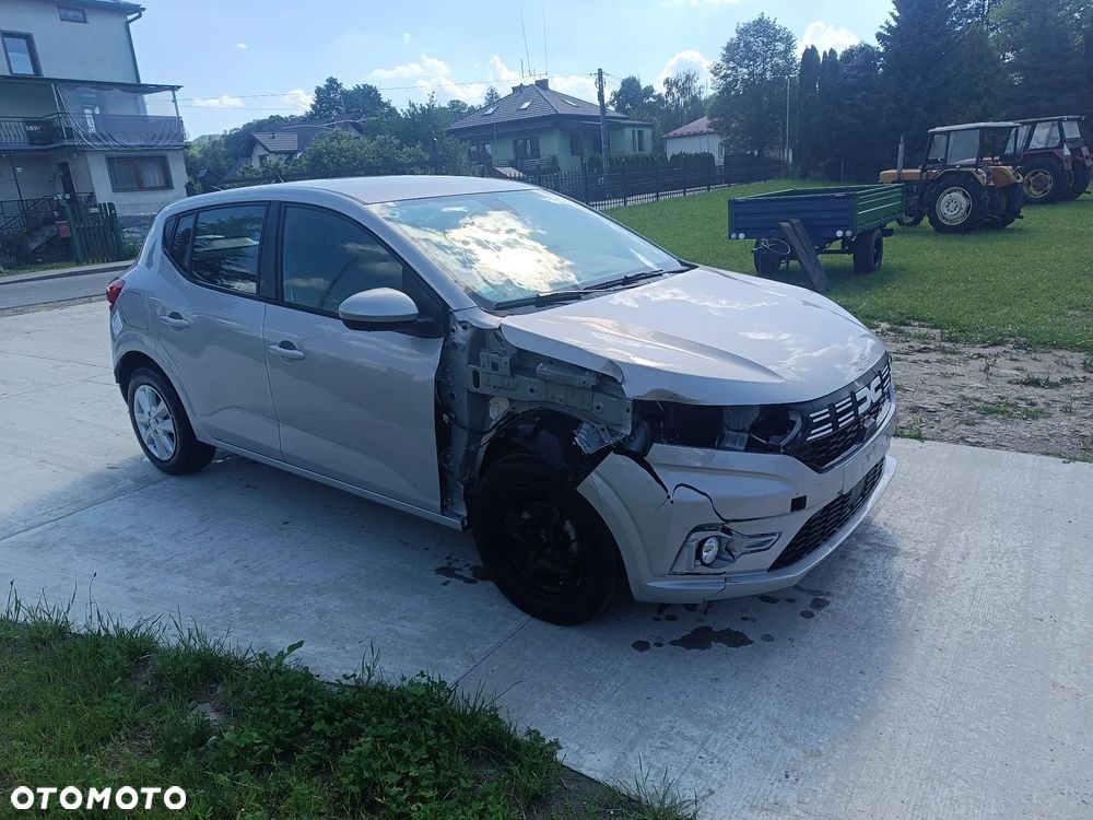 Dacia Sandero - 6