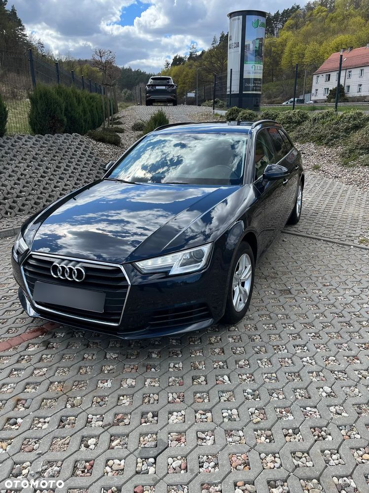 Audi A4 Avant 2.0 TDI - 1