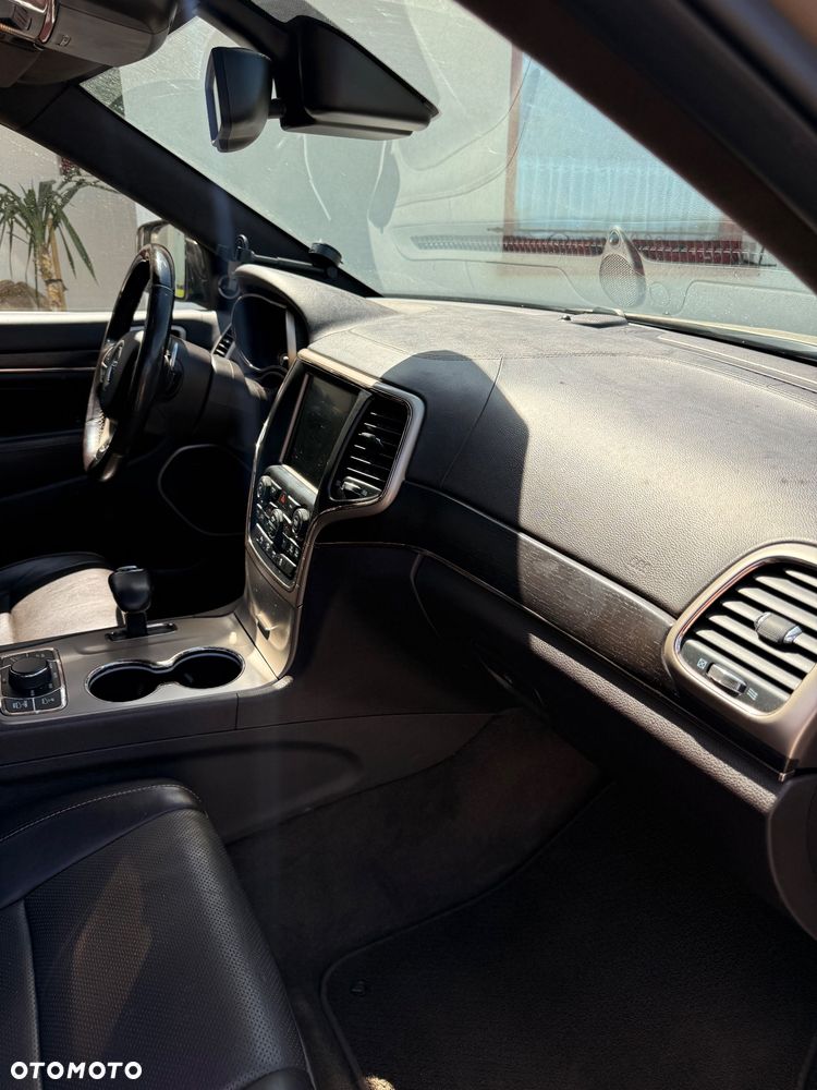 Jeep Grand Cherokee 3.0 CRD Overland Summit - 16