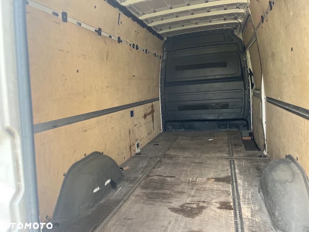 Volkswagen Crafter - 7