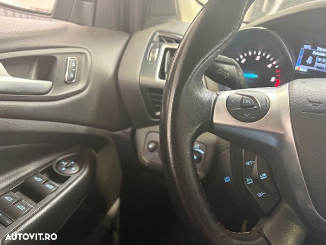 Ford Kuga 2.0 TDCi 4WD Powershift Titanium - 13