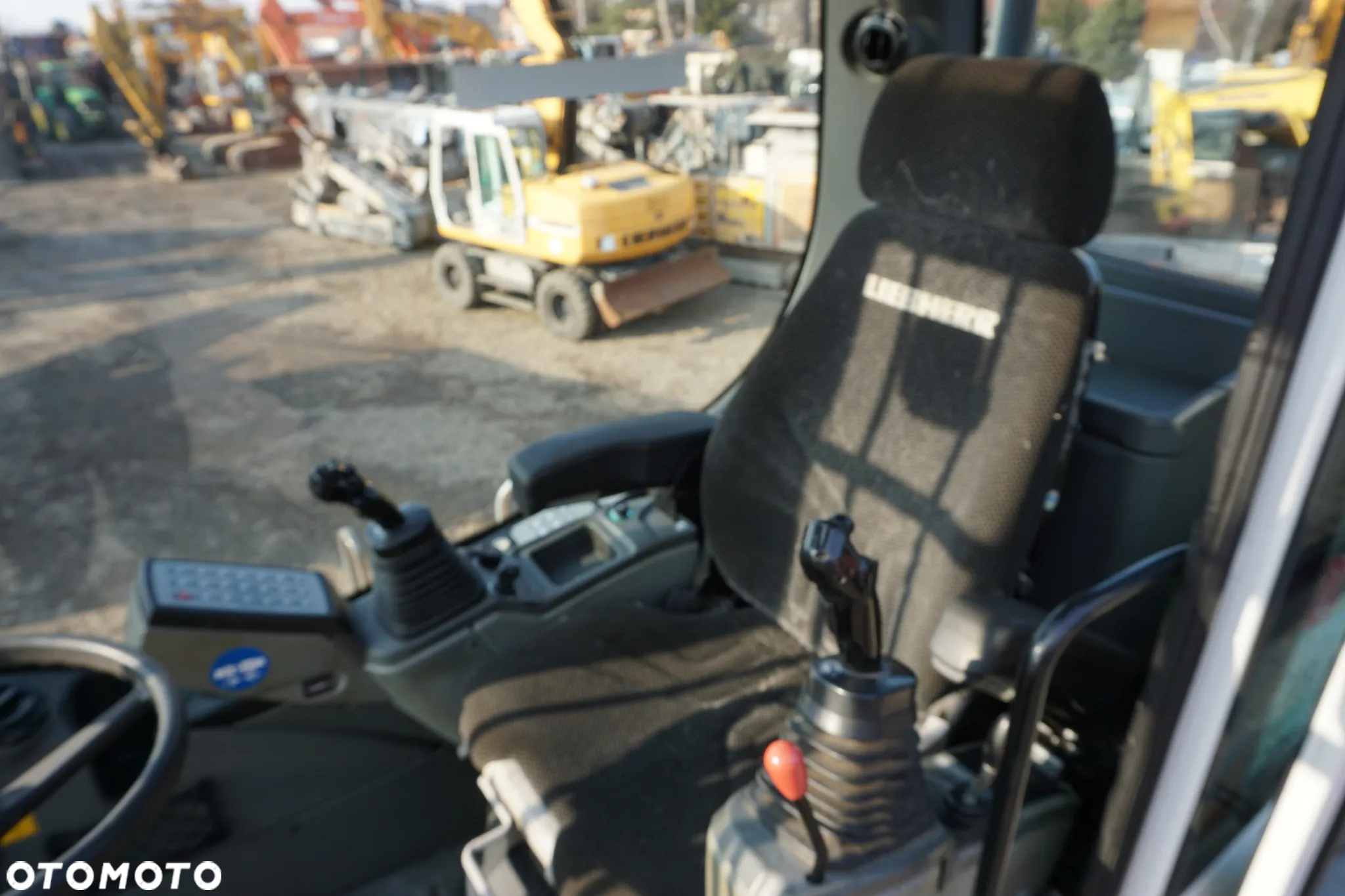 Liebherr LH 35 - 17