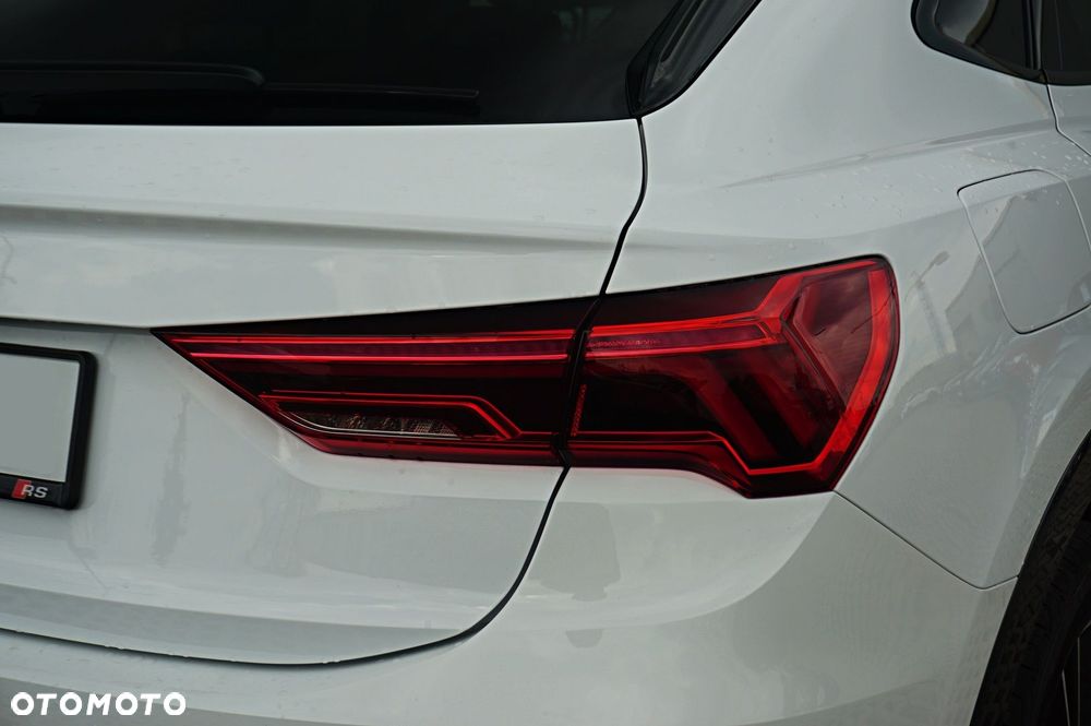 Audi Q3 Sportback - 10