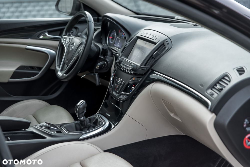 Opel Insignia 2.0 CDTI Cosmo S&S - 30