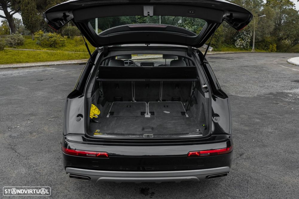 Audi Q7 3.0 TDI quattro tiptronic - 12