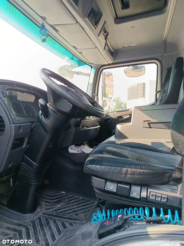 Mercedes-Benz ATEGO - 4