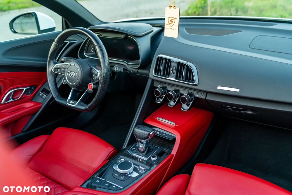 Audi R8 Spyder - 13