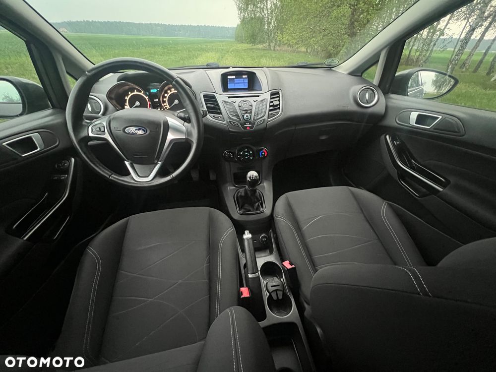 Ford Fiesta 1.0 Celebration - 16