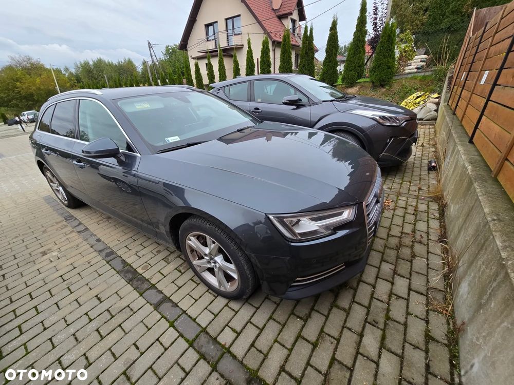 Audi A4 - 1