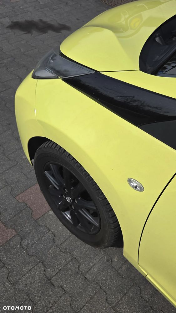 Toyota Aygo x-cite - 10