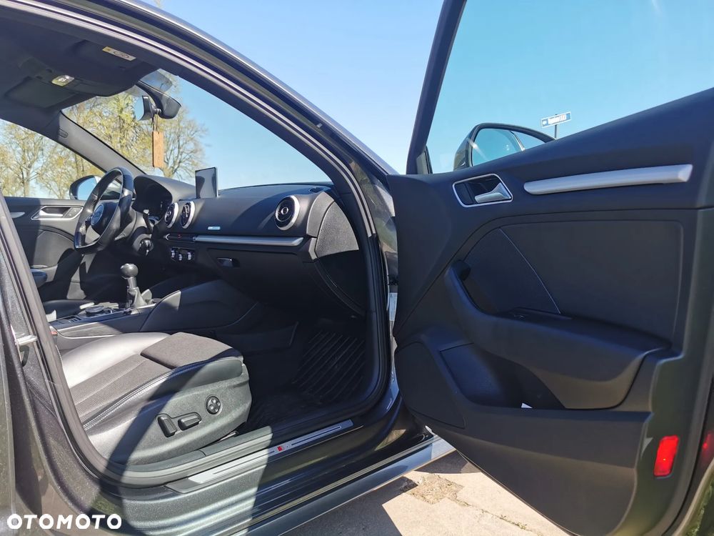 Audi A3 Sportback 2.0 TDI S line Sportpaket - 6