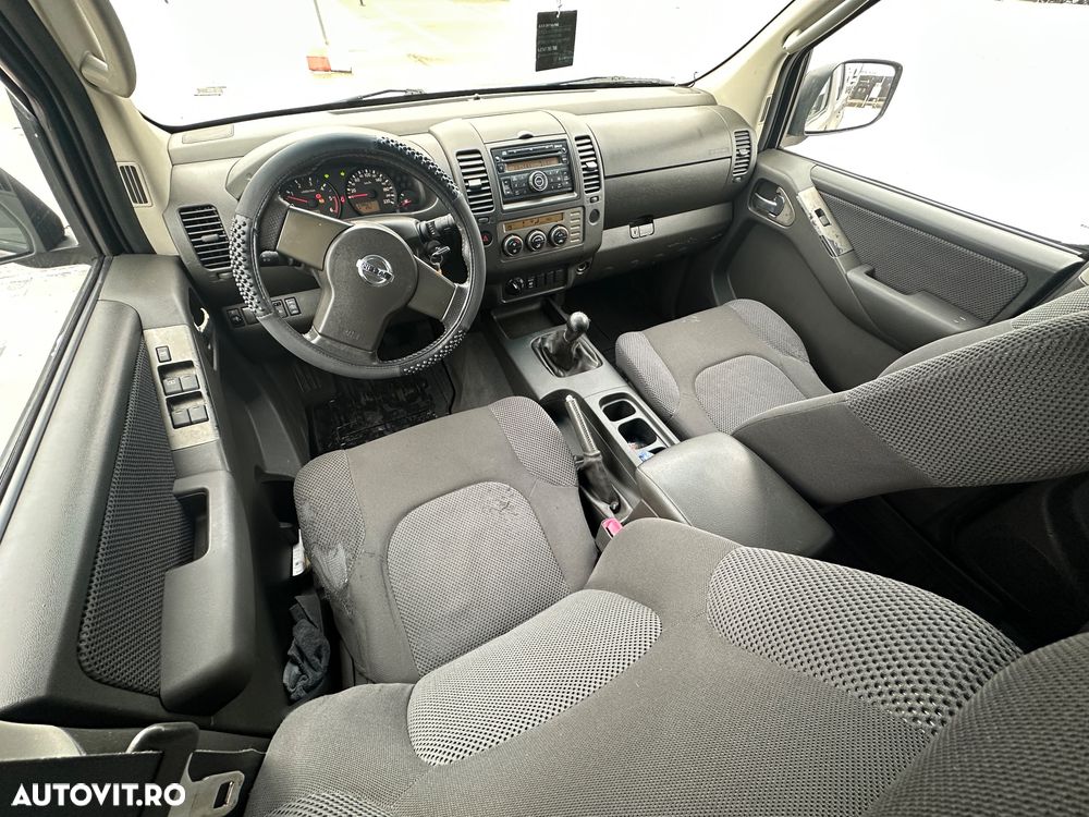 Nissan Navara 2.5 dCi Double Cab LE - 11