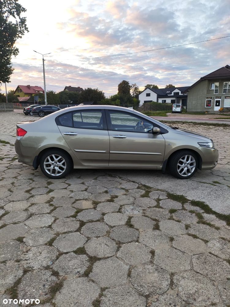 Honda City 1.4 Comfort - 4