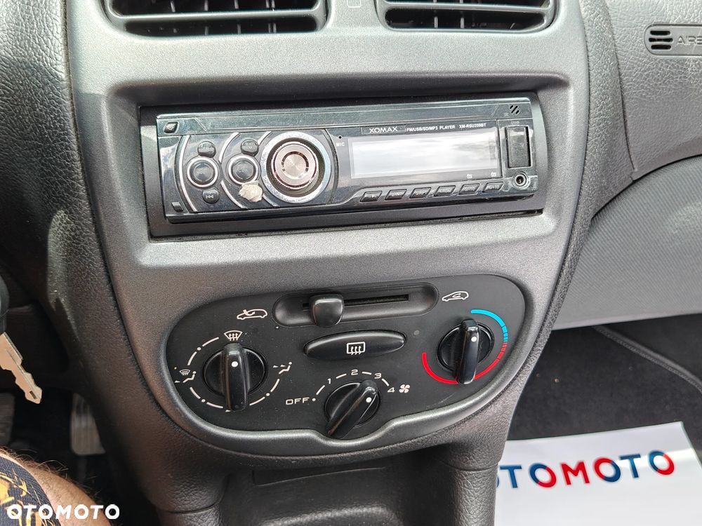 Peugeot 206 CC 110 Roxy - 27