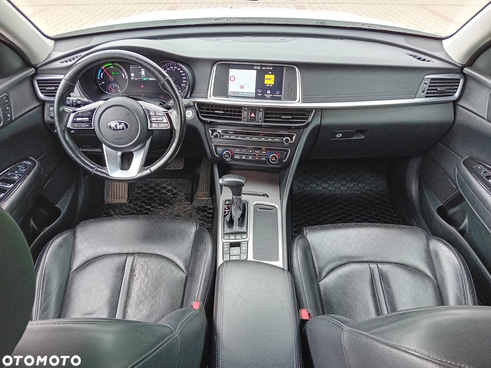 Kia Optima - 6