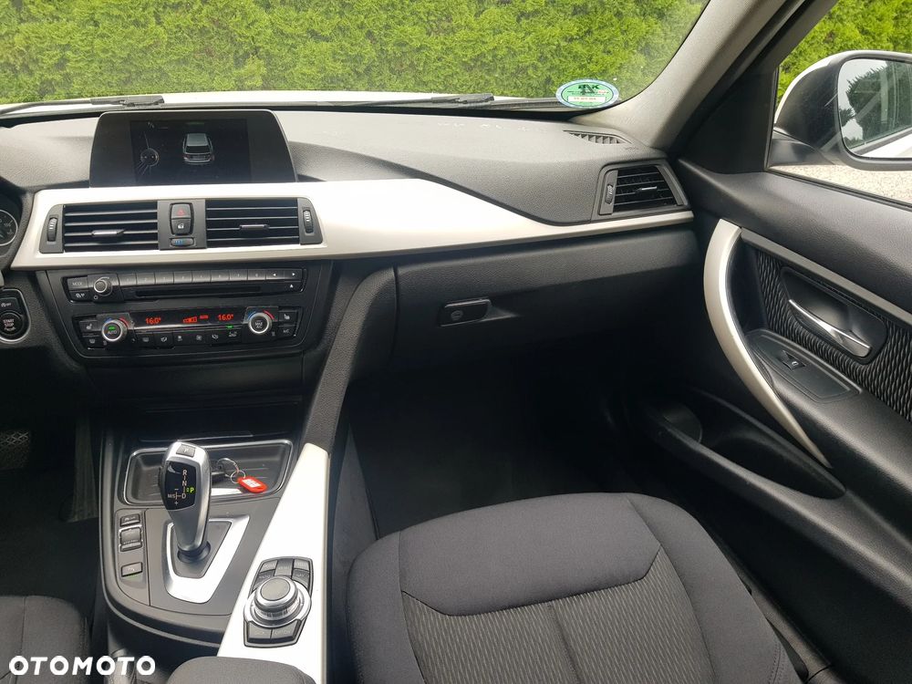 BMW Seria 3 - 19