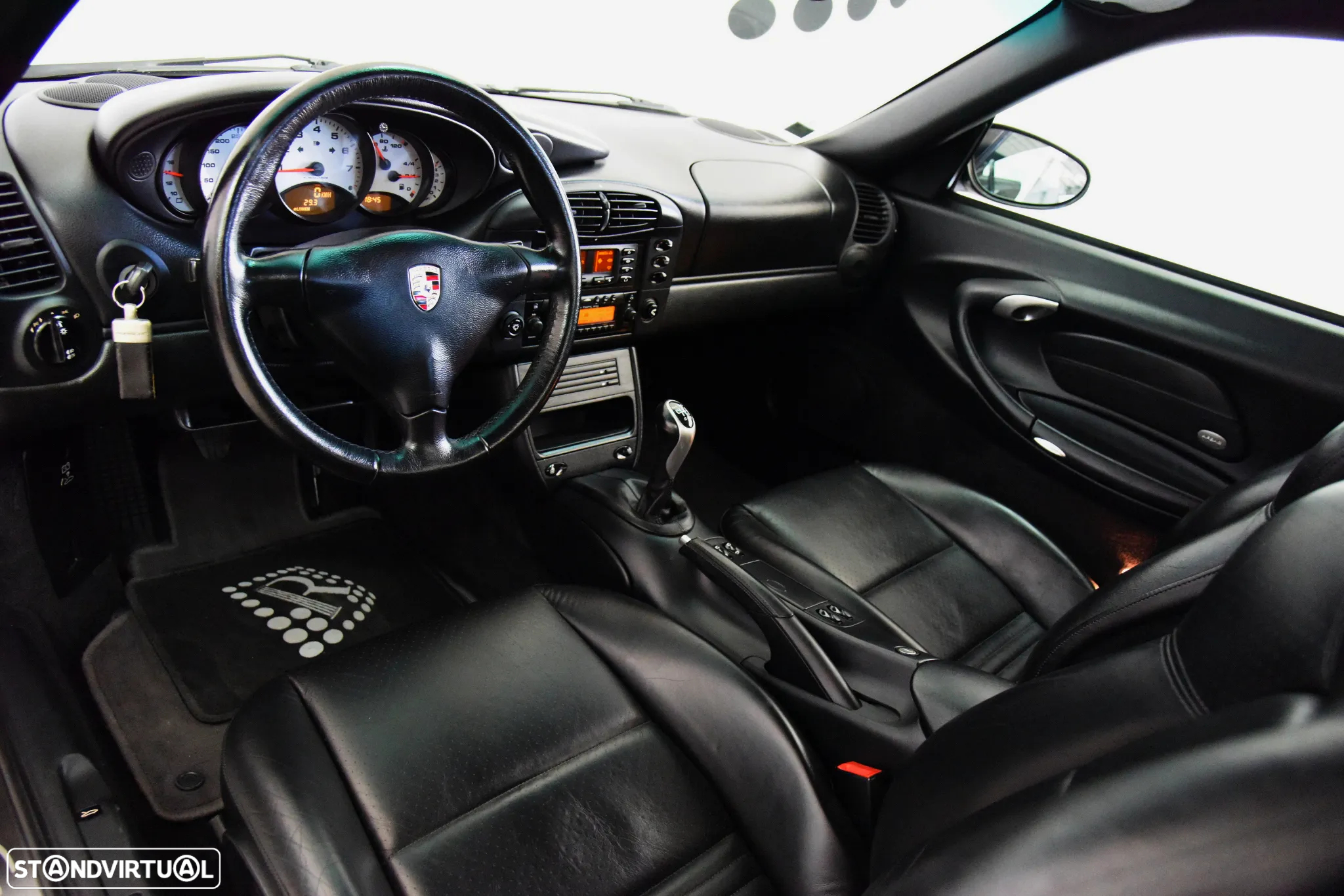 Porsche 911 (996) Carrera Coupé - 17
