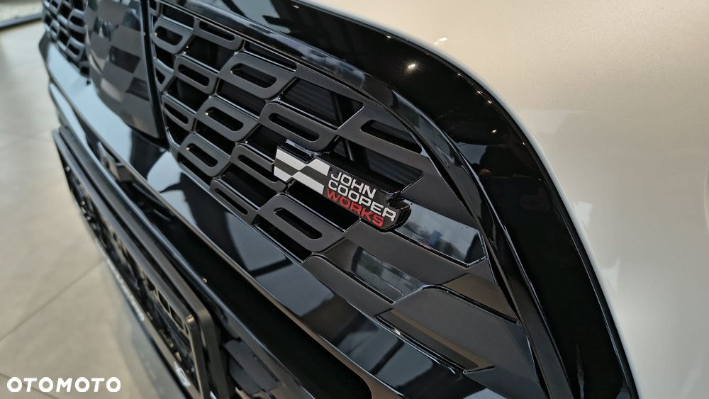 MINI Countryman Cooper S ALL4 John Cooper Works Trim - 5