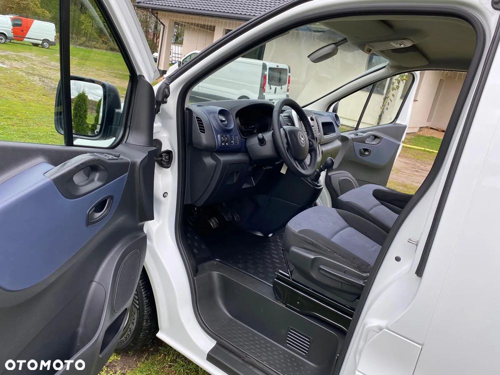 Opel VIVARO - 24