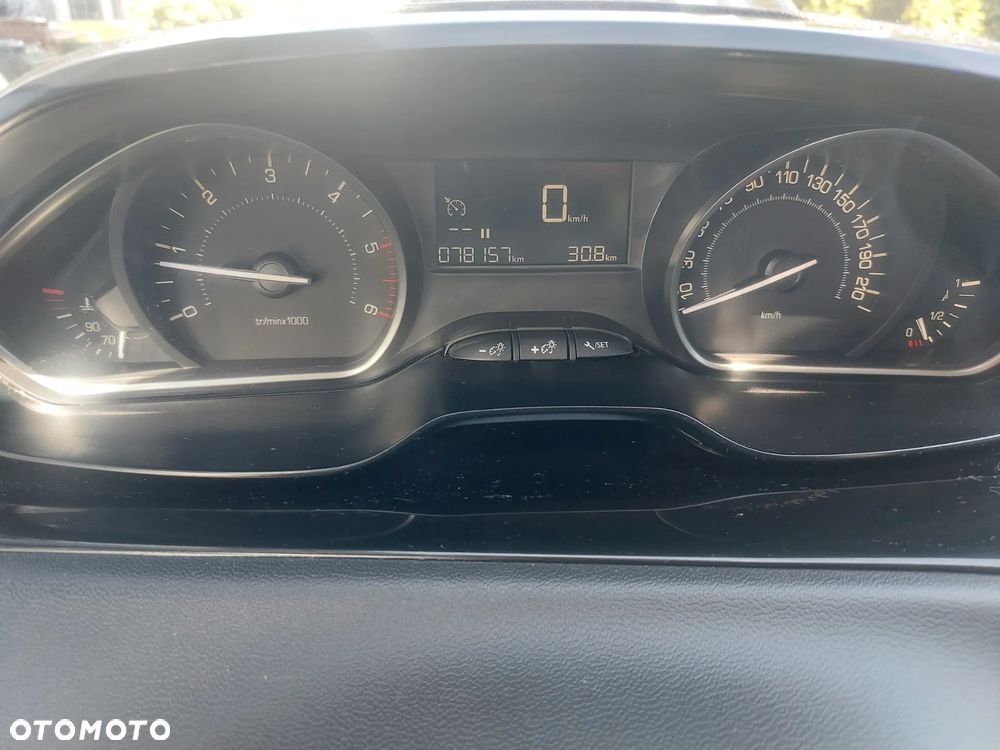 Peugeot 208 1.5 BlueHDi Active S&S - 14