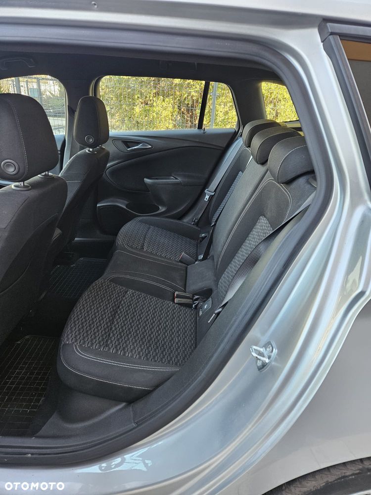 Opel Astra 1.4 Turbo Dynamic - 9
