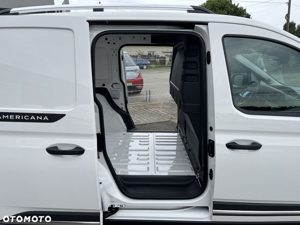 Volkswagen Caddy - 10