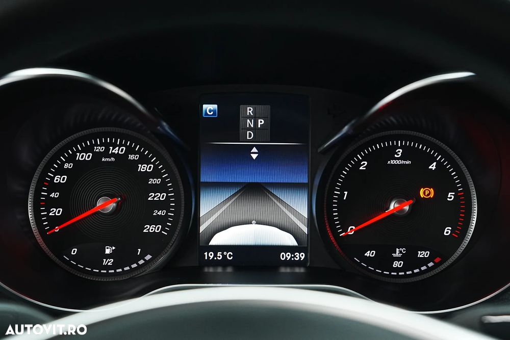 Mercedes-Benz C 220 d 9G-TRONIC AMG Line - 28