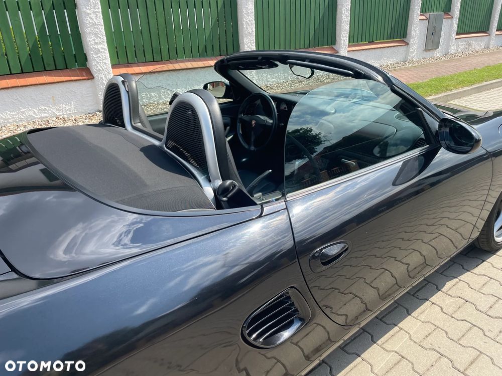 Porsche Boxster - 9