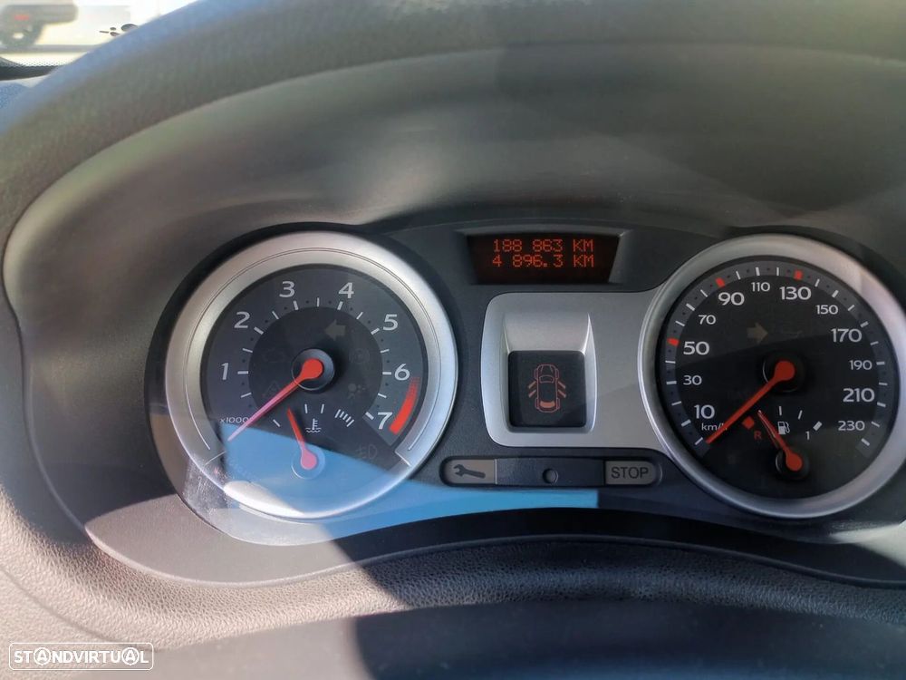 Renault Clio 1.2 16V Dynamique - 17
