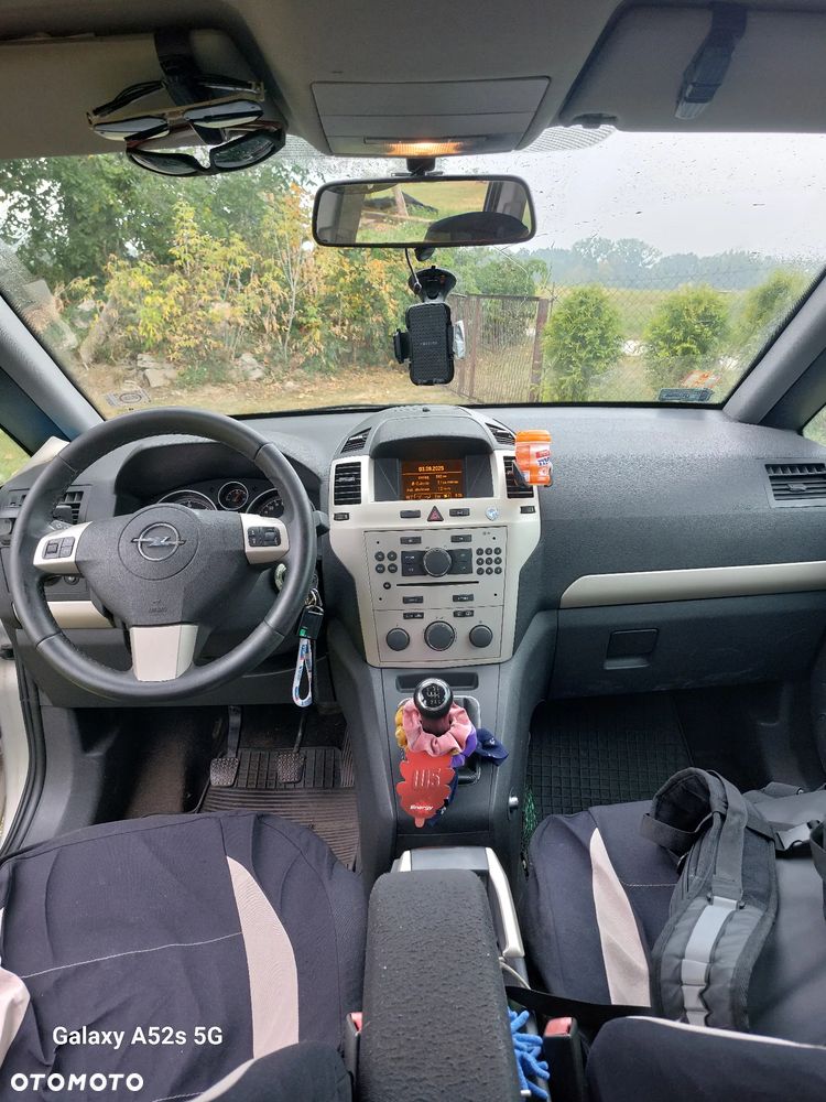 Opel Zafira 1.9 CDTI Cosmo - 3