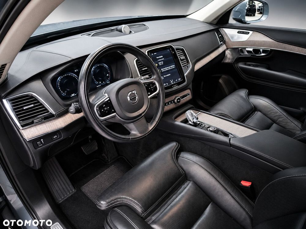 Volvo XC 90 - 11