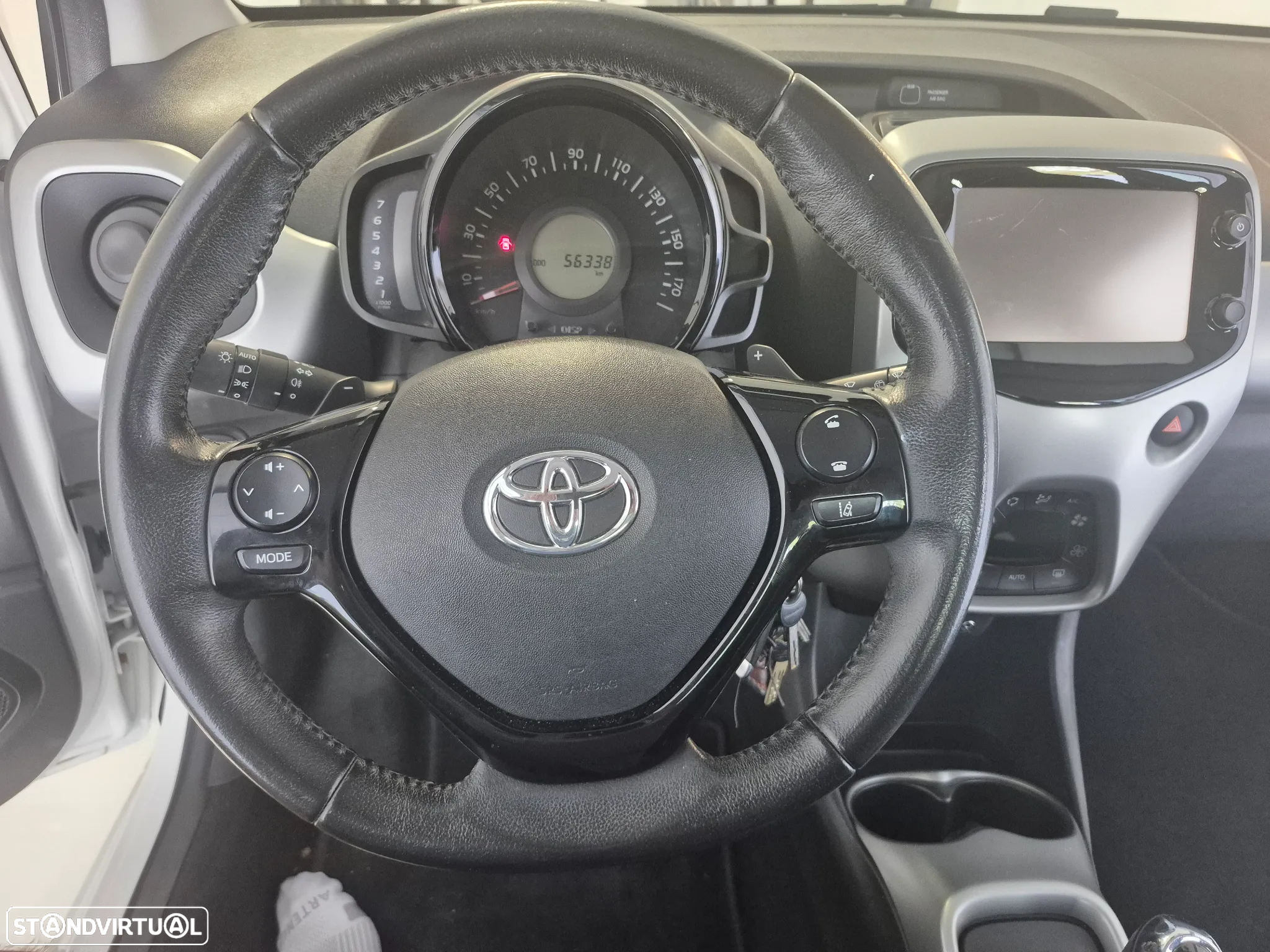 Toyota Aygo 1.0 X-Play Plus MM - 10