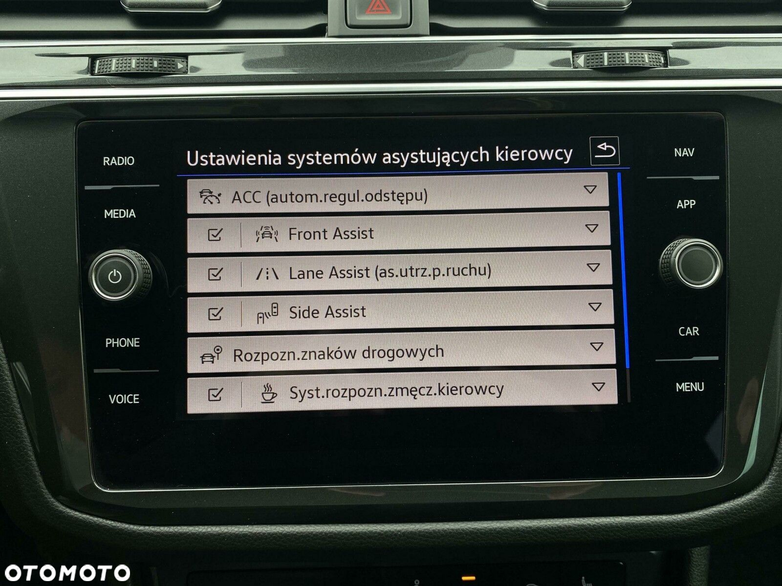 Volkswagen Tiguan 2.0 TDI SCR 4Mot Life DSG - 27