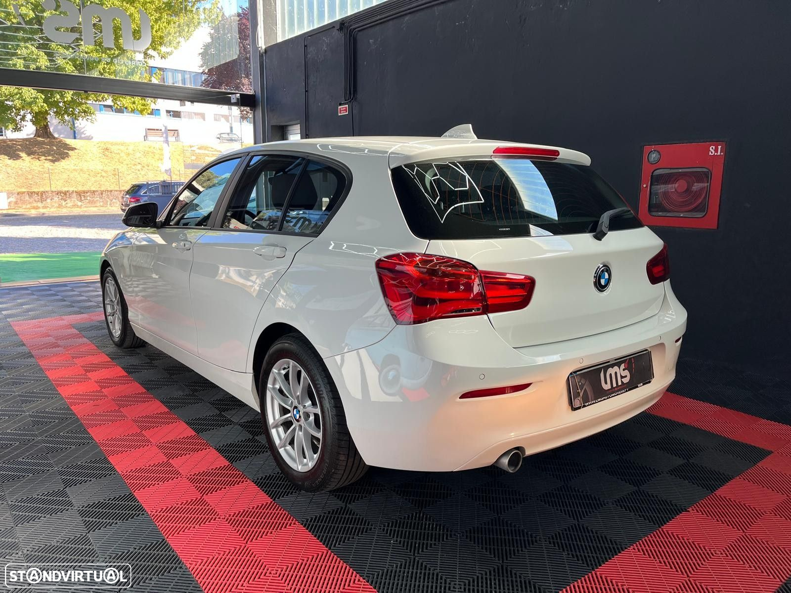 BMW 116 d EfficientDynamics - 6