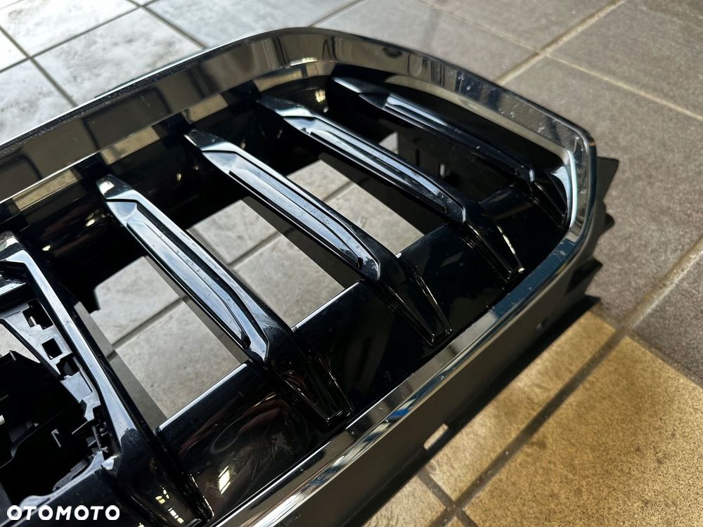 BMW X1 U11 ATRAPA GRIL ŻALUZJA ROLETA KANAŁ POWIETRZA - 10