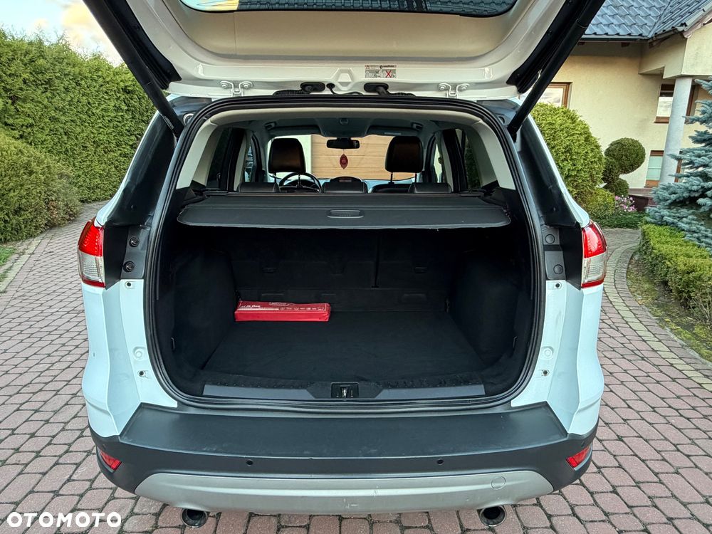 Ford Kuga 2.0 TDCi 2x4 Titanium - 20