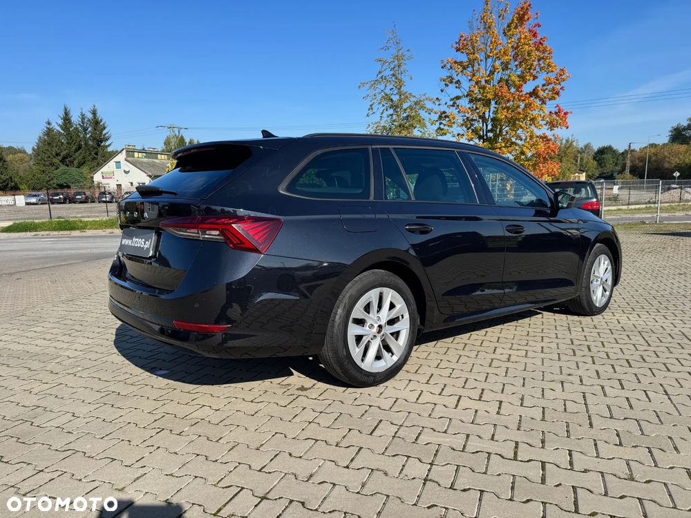 Skoda Octavia 2.0 TDI Ambition DSG - 5
