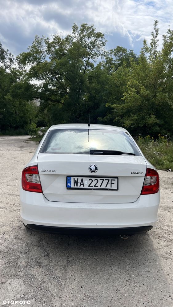 Skoda RAPID 1.2 Active - 4
